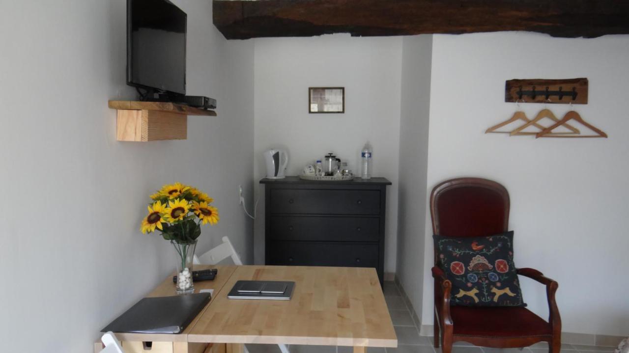 La Petite Houssaye Acomodação com café da manhã Villiers-Fossard Exterior foto